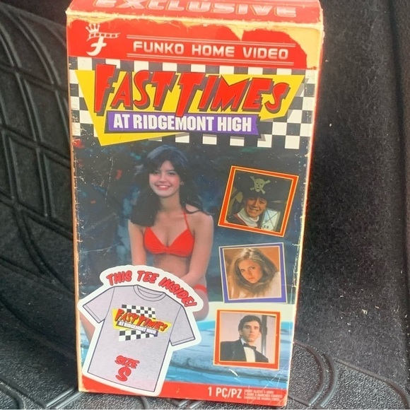 SMALL Funko Fast Times At Ridgemont High Adult T Shirt Retro Vintage Inspired - Picture 2 of 3